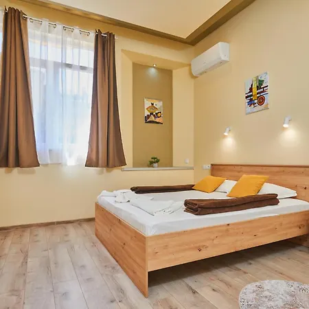 Peneka ホテル ポモリエ