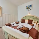 Peneka Hotel